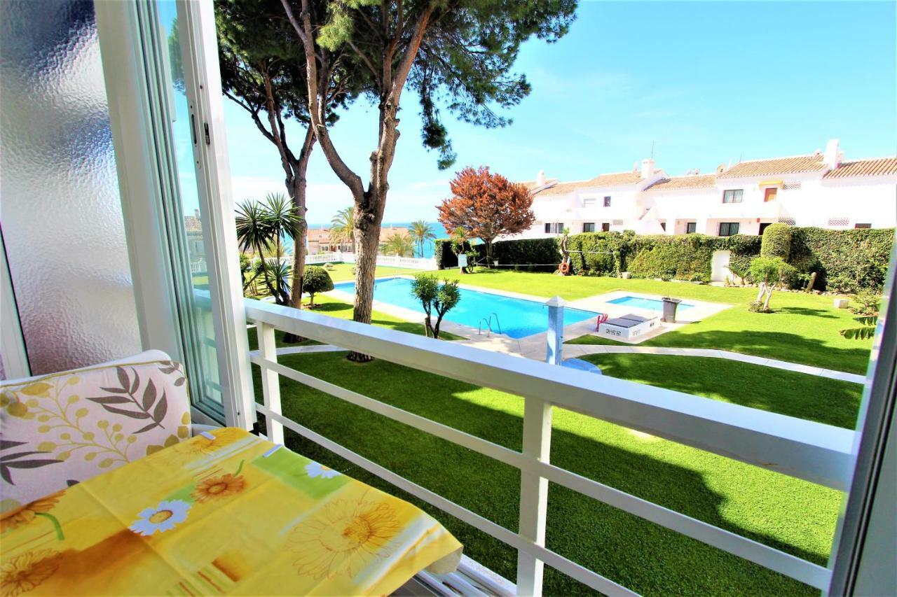 Apartamentos Los Cisnes - 2º Linea De Playa - Perfecta Ubicacion Benalmádena Exterior foto